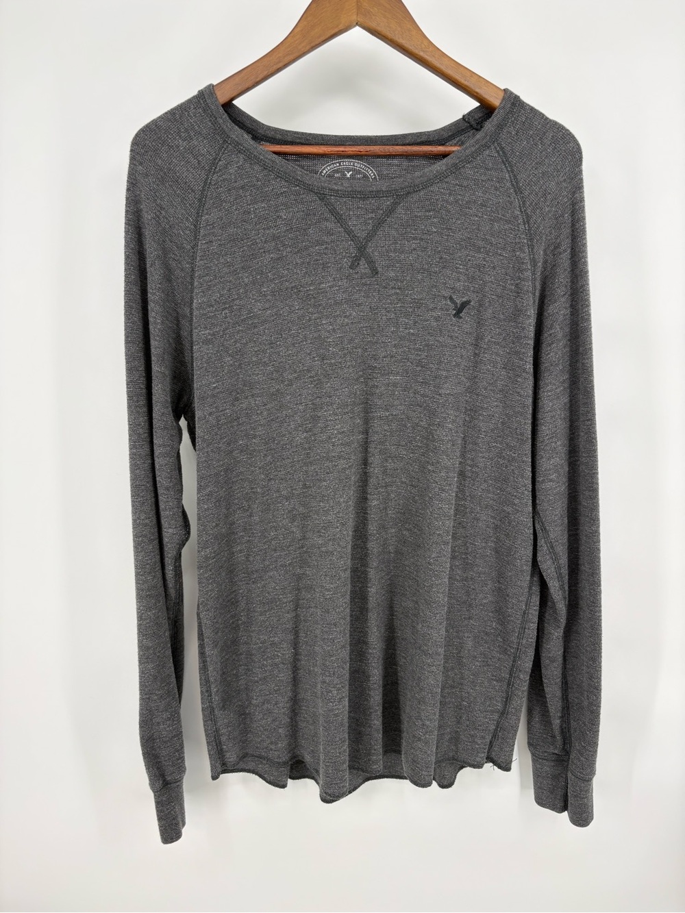 American Eagle Outfitters Charcoal Gray Long-Sleeve Waffle Thermal Shirt